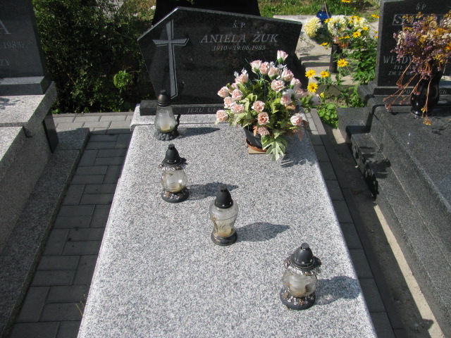 Grób Anna Wlazły