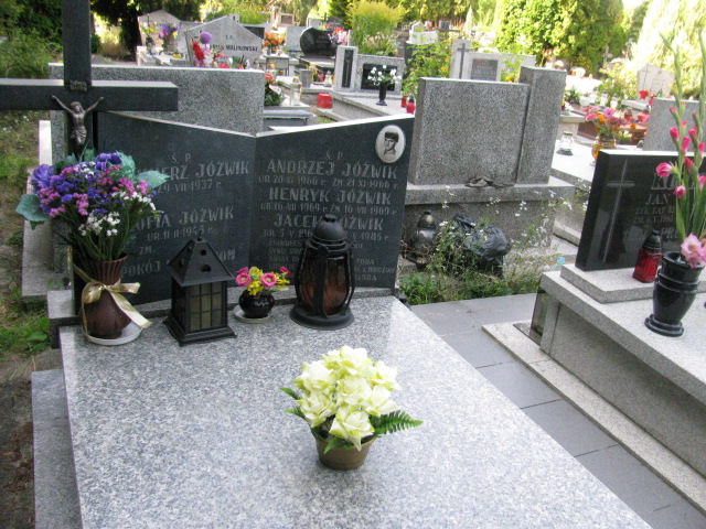 Grób Kazimierz Jóźwik