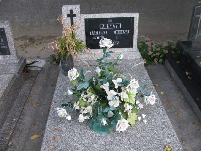Grób Leszek Kuszyk