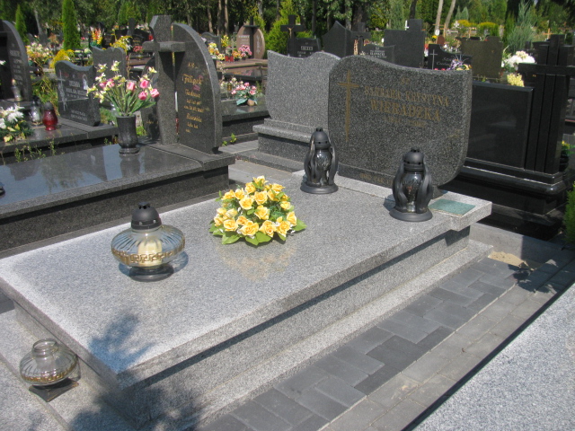 Grób Marian Wieradzki